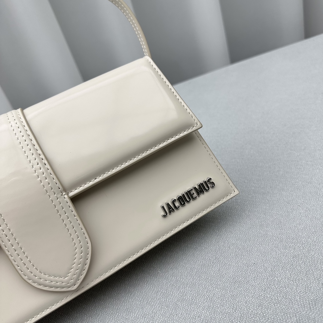 Jacquemus Satchel Bags